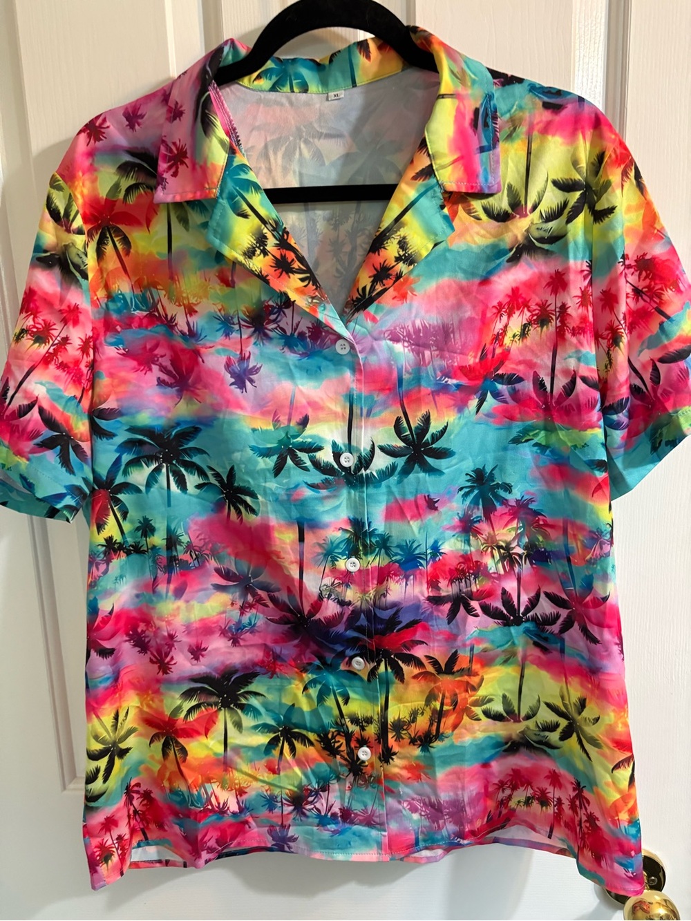 Women’s Multicolor Tropical Palm Print Button-Up Top